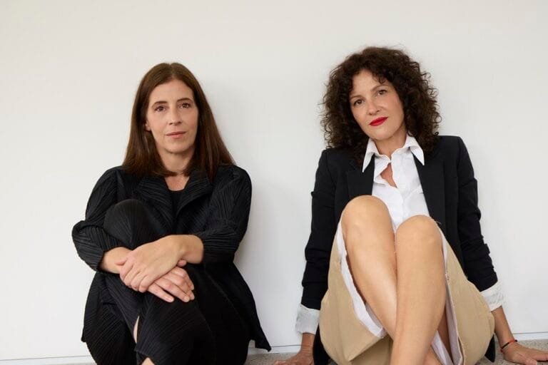 Tendência de moda: Mazzucchelli Cardoso apresenta exposições em Jardins