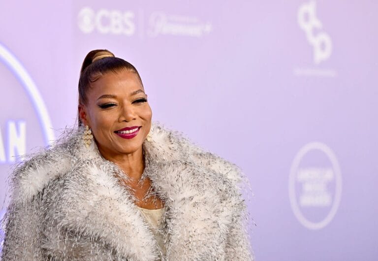 Tendência de moda: Queen Latifah brilha no AMAs 2026