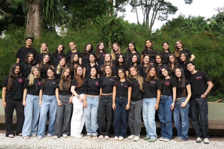 Tendências de luxo e inovação na moda atual