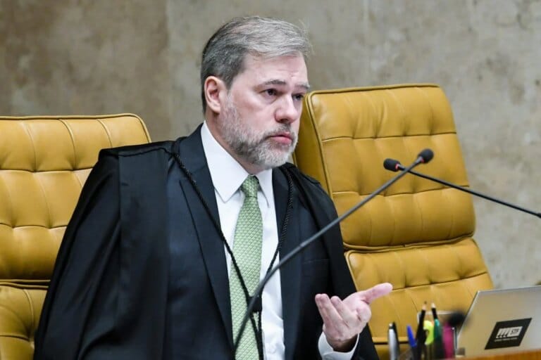 Toffoli vota para rejeitar ação sobre monitoramento de jornalistas