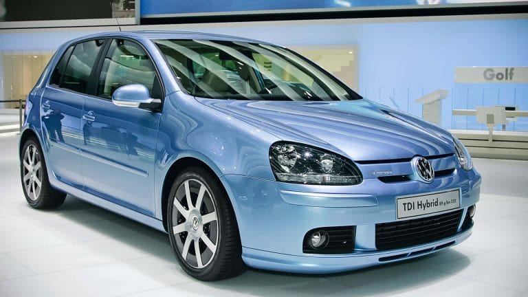 VW Golf híbrido a diesel com quase 30 km/l de autonomia