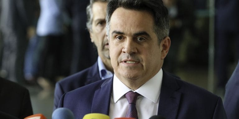 Viagem internacional: PF esclarece sobre Ciro Nogueira e mesada