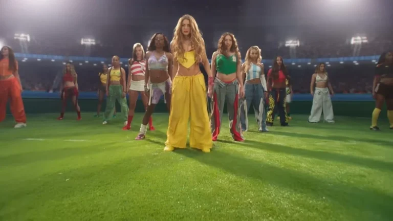 Viral: Shakira lança clipe da Copa com craques do futebol