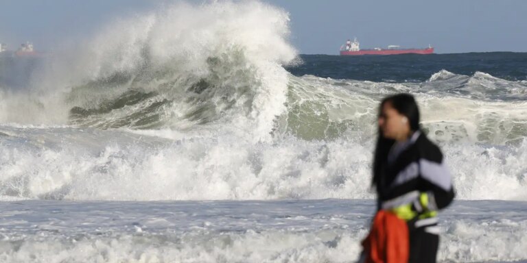 Alerta agora no Rio para ressaca com ondas de até 2,5 metros