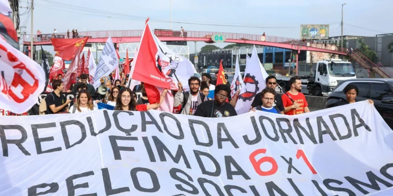 Ato no Rio agora pressiona Senado pelo fim da 6x1