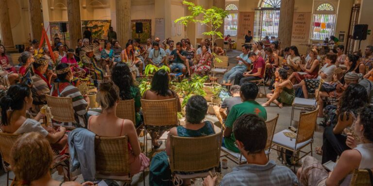 Atualização: Mostra em SP celebra arte indígena e aprendizado