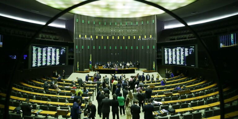 Atualização sobre projeto para reduzir a maioridade penal hoje
