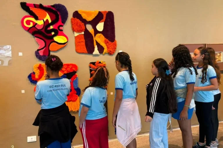 Constelações Contemporâneas: lazer e bem-estar nas férias escolares