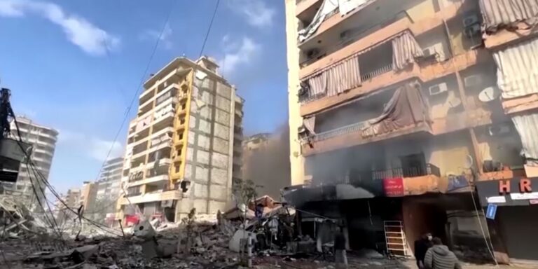 Israel bombardeia Líbano após acordo Irã e EUA confirmado