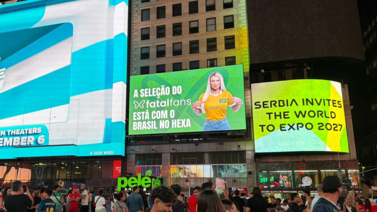 Polêmica: Urach é criticada por campanha na Times Square
