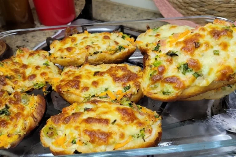 Receita de lanche de pão amanhecido recheado e gratinado