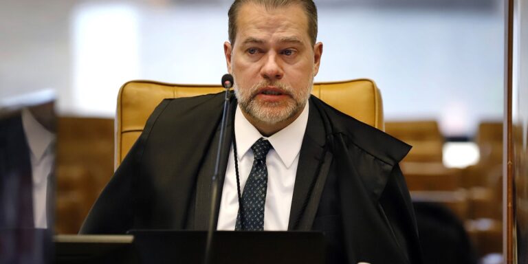 STF suspende análise de recursos das big techs agora