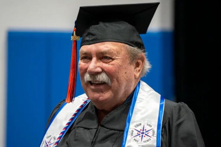 Saúde e bem-estar: veterano do Vietnã conclui faculdade aos 60 anos