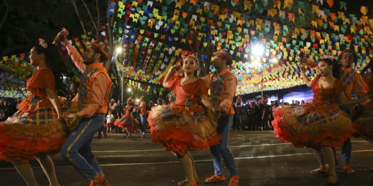 TV Brasil transmite agora festas juninas da Bahia e Pernambuco