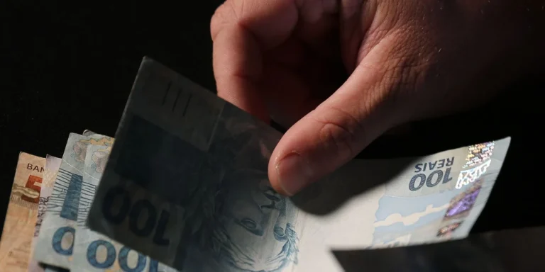 Abono salarial: trabalhadores de setembro e outubro recebem hoje