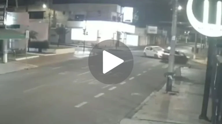 Acidente na Avenida Floriano Peixoto deixa mulher ferida em Uberlândia