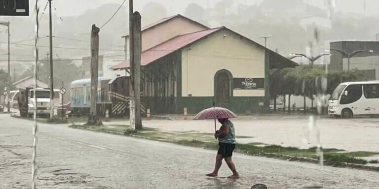 Alerta urgente do Inmet para chuva intensa no Nordeste e Norte
