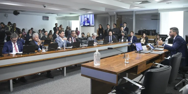 Atualização: Pedido de vista adia votação da Política de Minerais Críticos