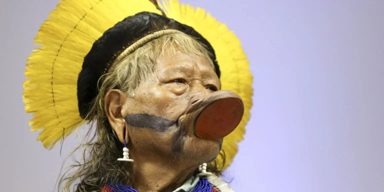 Cacique Raoni tem saúde estável e respira sem aparelhos agora
