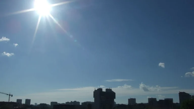 Calor aumenta em Uberlândia; máximas podem chegar a 32°C a partir de quinta-feira (23)