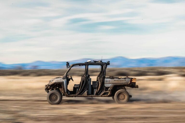 Carros autônomos de guerra dos EUA: inovação em combate na Ucrânia
