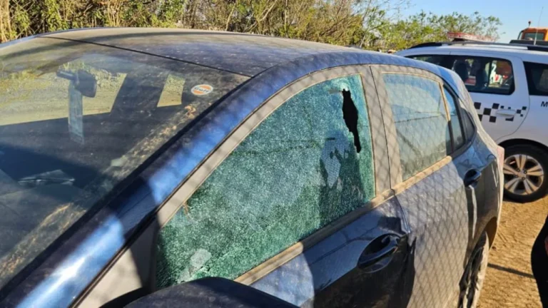 Criminosos armados tentam invadir aeroporto de Guarulhos com carga de cocaína e trocam tiros com a PF