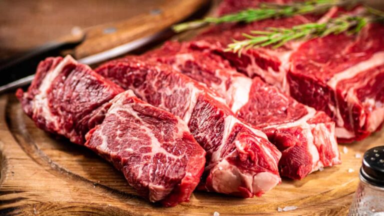 Agro: EUA isentam carne, café e petróleo de tarifa de 25%