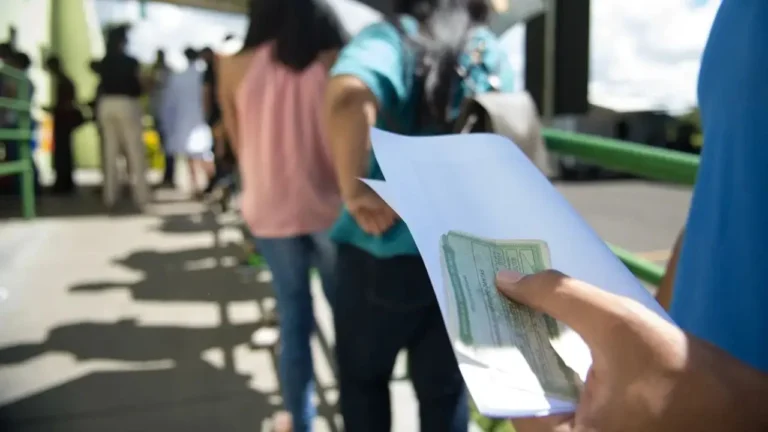 Eleições 2026: Início do prazo para solicitar voto em trânsito é hoje (20)