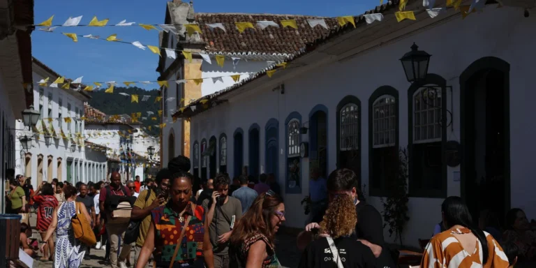 Festa Literária Internacional de Paraty acontece até domingo