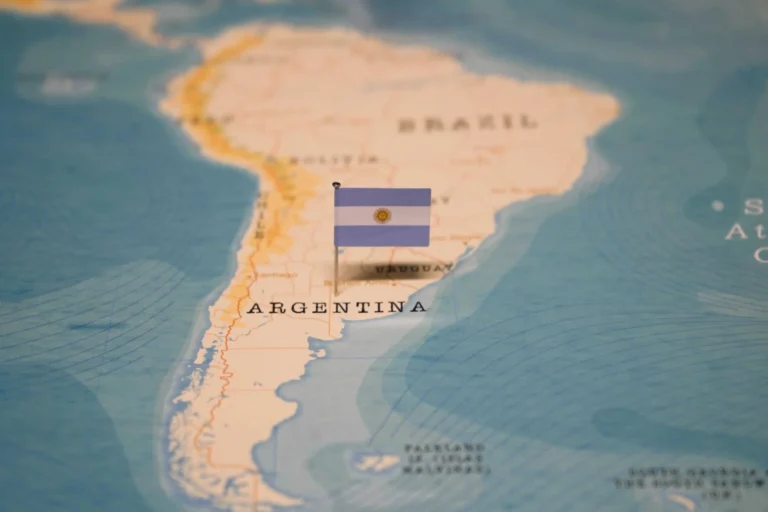 IA na Argentina: proposta de empresas geridas por inteligência artificial