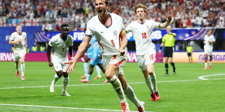 Inglaterra avança às oitavas após eliminar RD Congo com Kane