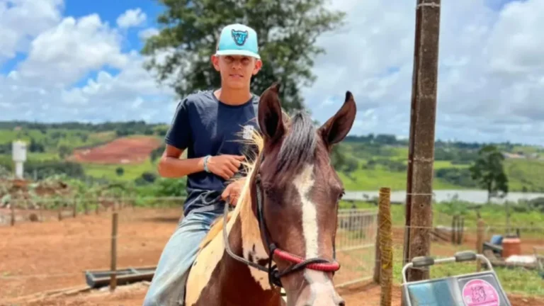 Jovem de 18 anos morre após complicações de saúde após ser baleado por patrão em São Gotardo, MG