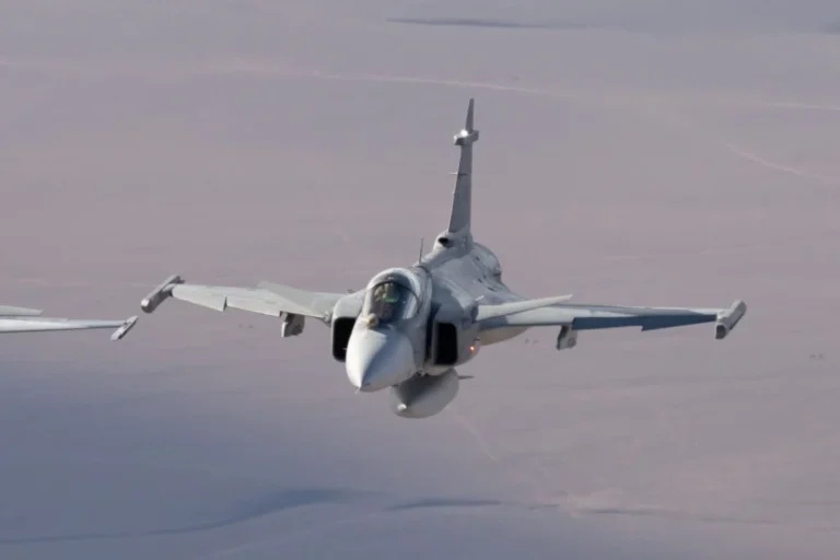 Lançamento do Caça Gripen da FAB em desafio internacional