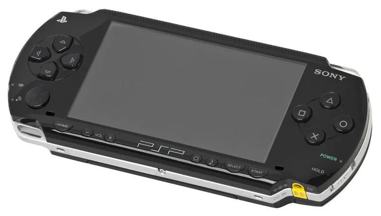 Lançamento do PSP 2 poderia ter sido a aposta da Sony, diz Layden
