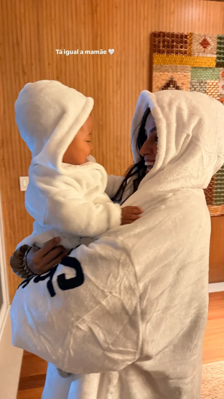 Look de frio de Carol Peixinho com Bento é tendência na moda