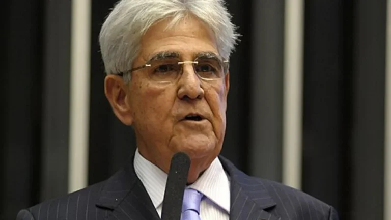 Morre Odelmo Leão, ex-prefeito de Uberlândia, aos 80 anos, deixando um legado político significativo