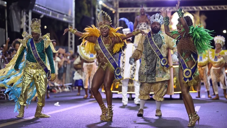 Prefeitura de Uberlândia abre inscrições para Rei Momo e Rainha do Carnaval 2027