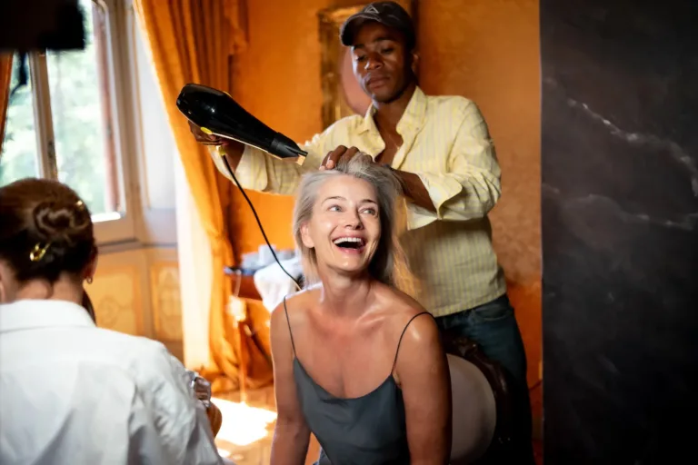 Ritual de beleza de Paulina Porizkova para casamento aos 61 anos