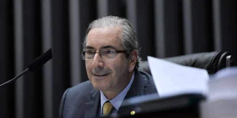STF bloqueia R$ 6 milhões de Eduardo Cunha em viagem ao exterior