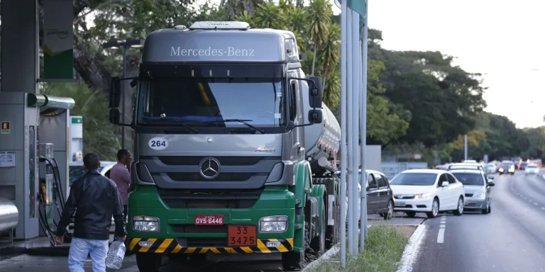 Senado aprova agora MP com novas regras do frete mínimo rodoviário