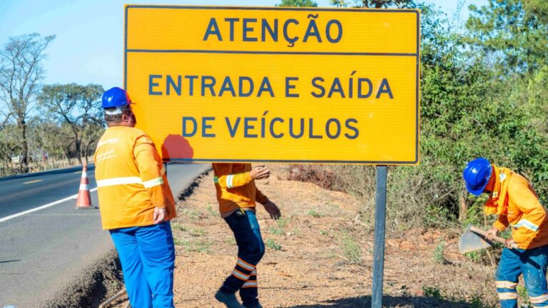 Sinalização Especial é Instalada na BR-365 e RomeiroVia para Aumentar a Segurança de Romeiros