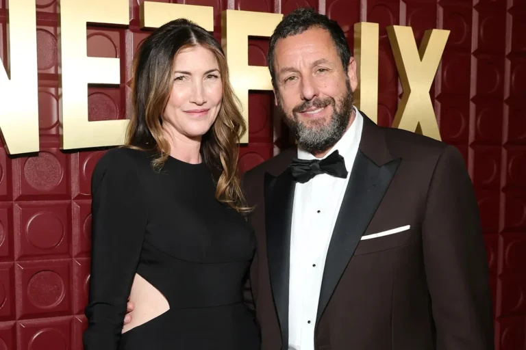 Tendência de estilo: Adam Sandler brilha no casamento de Taylor Swift e Travis Kelce