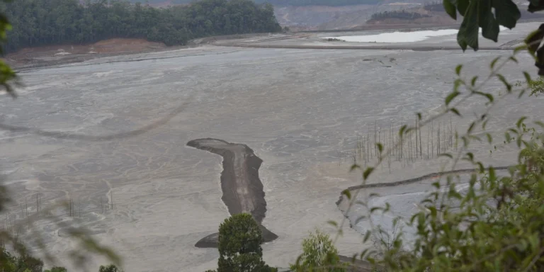 Turismo seguro: Relatório aponta 213 barragens em risco