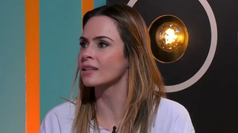Viral: Ana Paula Renault desabafa sobre medo do nosso poder