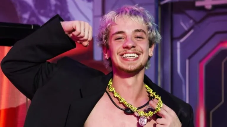 Viral: Juliano Floss rebate polêmica sobre bafo nas redes sociais