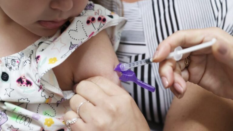 Campanha Nacional de Multivacinação começa nesta segunda-feira (3) em todo o Brasil