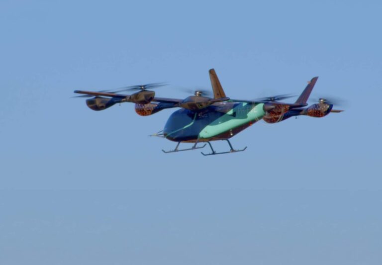 Carro voador da Embraer Eve realiza importante voo de teste