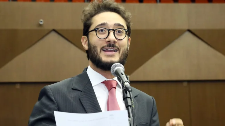 MDB confirma Gabriel Azevedo como candidato ao Governo de Minas Gerais em 2026