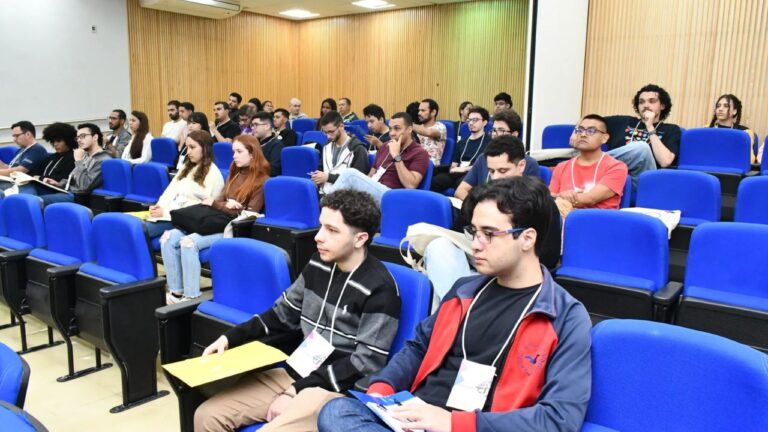 UFU Realiza II Workshop de Matemática com Desafio Prático e Prêmios para Estudantes