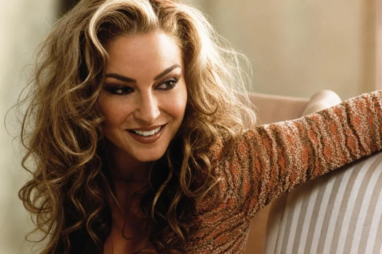 Drea de Matteo afirma ganhar cerca de US$ 100 mil por mês no OnlyFans